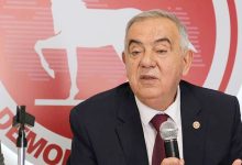Demokrasiye müdahale millete zarar verir