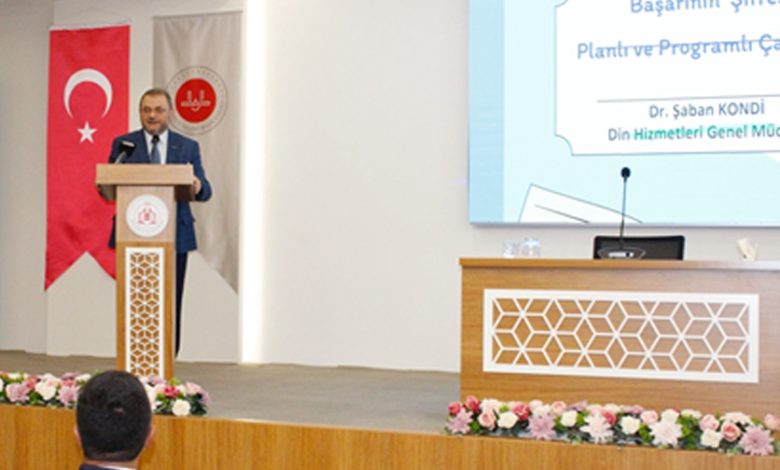 Aile hizmetlerinde görevli Diyanet personeli proje eğitiminde buluştu