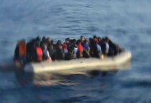 ASAYİŞ Düzensiz göçmenleri taşıyan bot Sahil Güvenlik botuna çarptı! 5 kişi öldü