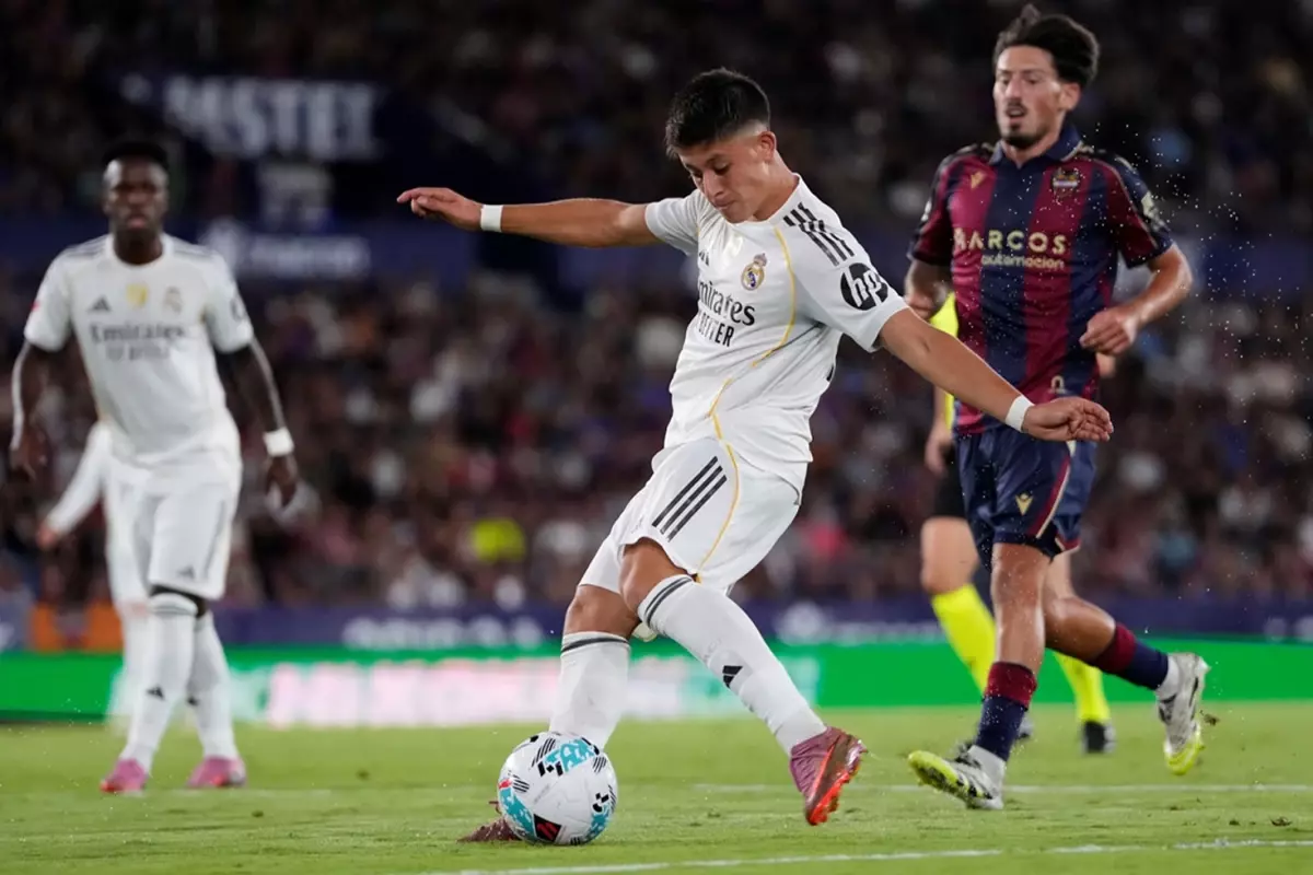 Arda Güler boş geçmedi! Real Madrid, Levante’yi 4-1 yendi