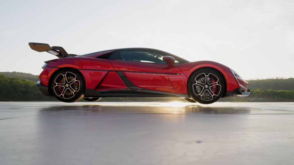 YANGWANG U8 ve U9 Teknoloji Şovu Bayilere Taşınıyor!