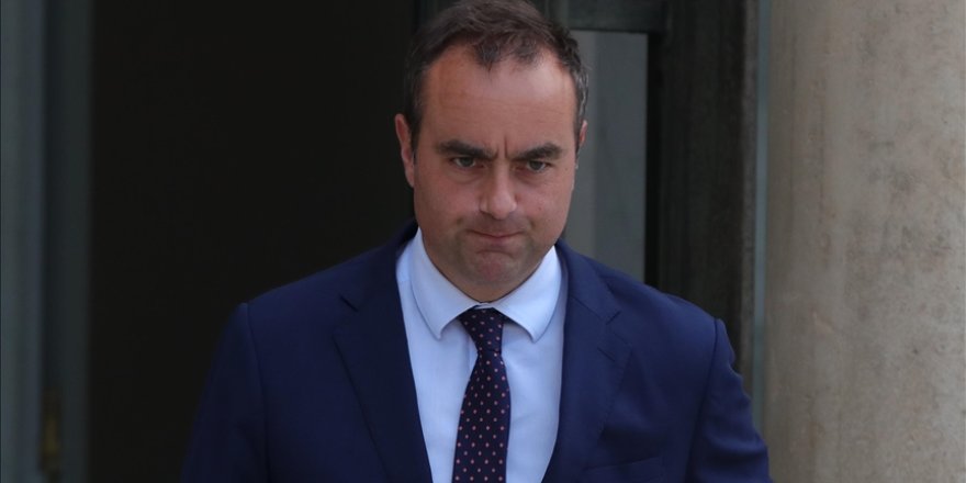 Fransa’da dün hükümeti kuran Başbakan Lecornu istifa etti