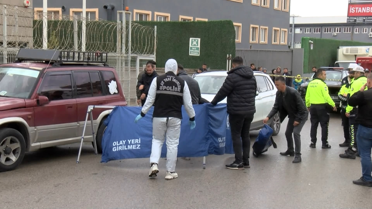 İstanbul’da 16 yaşındaki çocuğun kullandığı otomobil küçük Ömer’e çarptı