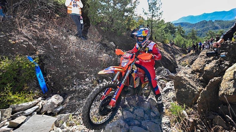 Sea To Sky Enduro Motosiklet Yarışı’nın Orman Etabı’nda lider Manuel Lettenbichler Sea To Sky Enduro Motosiklet Yarışı’nın Orman Etabı’nda lider Manuel Lettenbichler