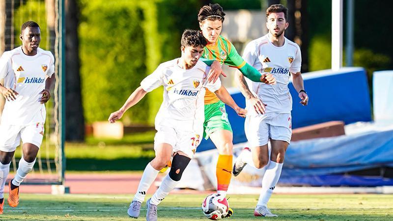 Zecorner Kayserispor, Alanyaspor ile hazırlık maçında