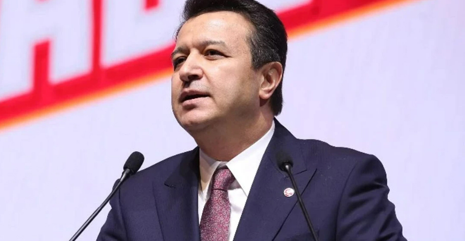 Ülkeye saraylardan değil, pazardan bakın