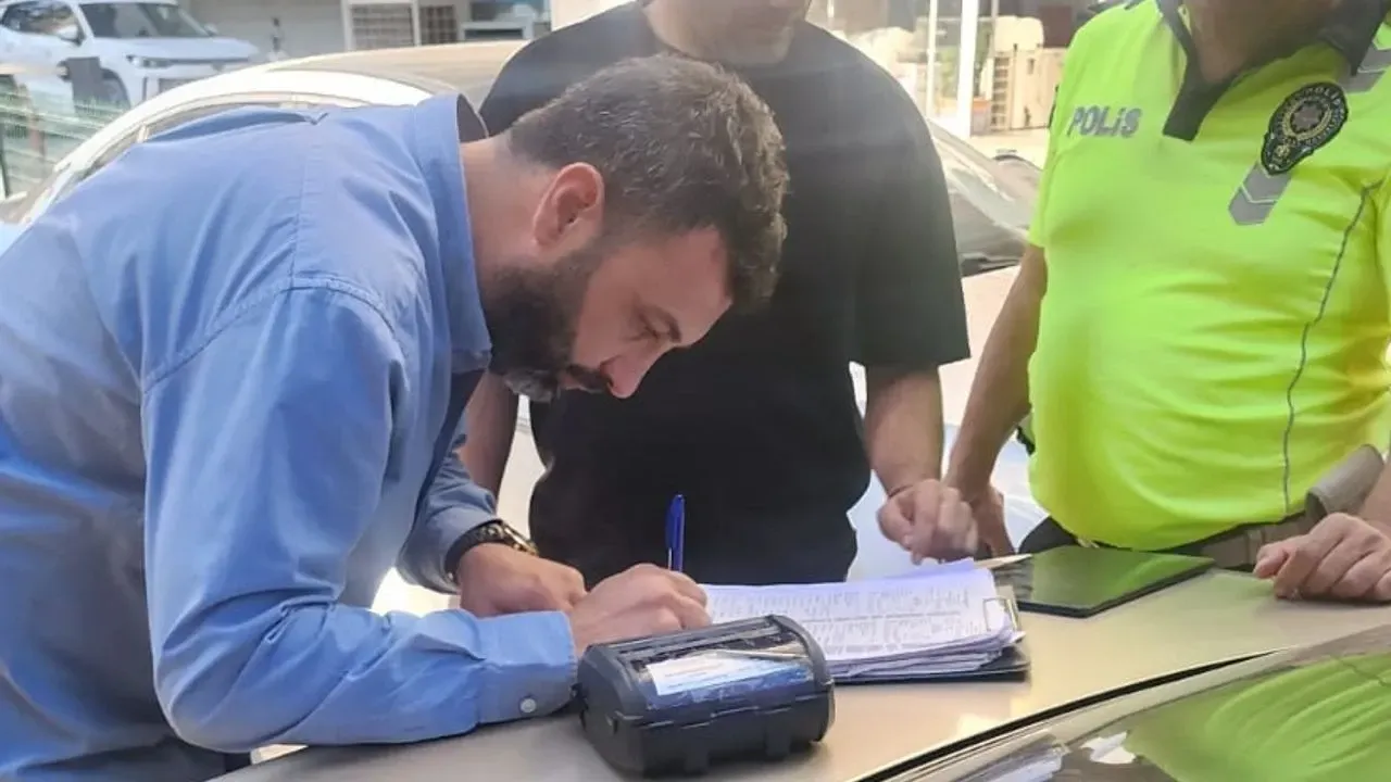 Adana’da Ters Yönde Giden Sürücüye Ceza Uygulandı