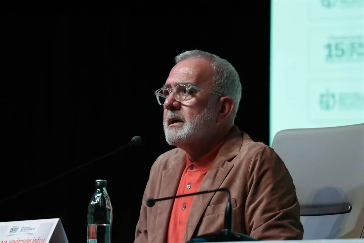 Bahadır Yenişehirlioğlu: İnsanın İhyası için Bilgi Şart