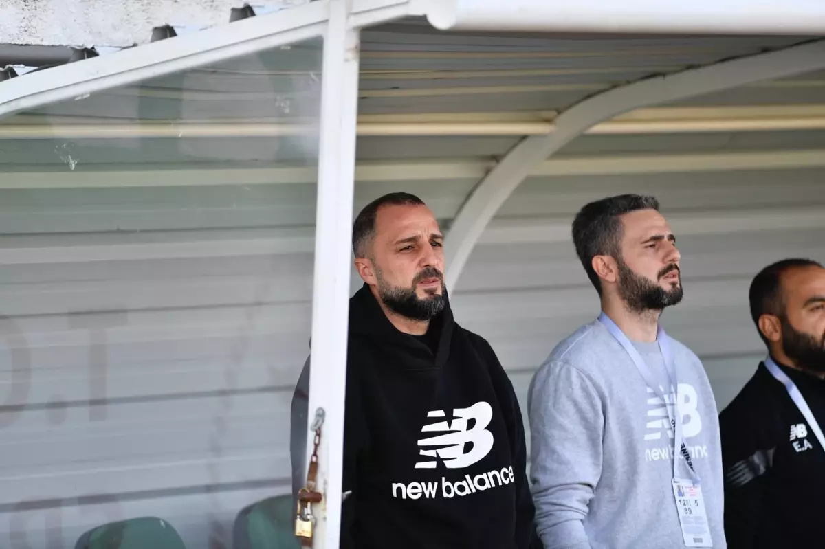 Bursaspor’un Teknik Direktörü Adem Çağlayan İstifa Etti