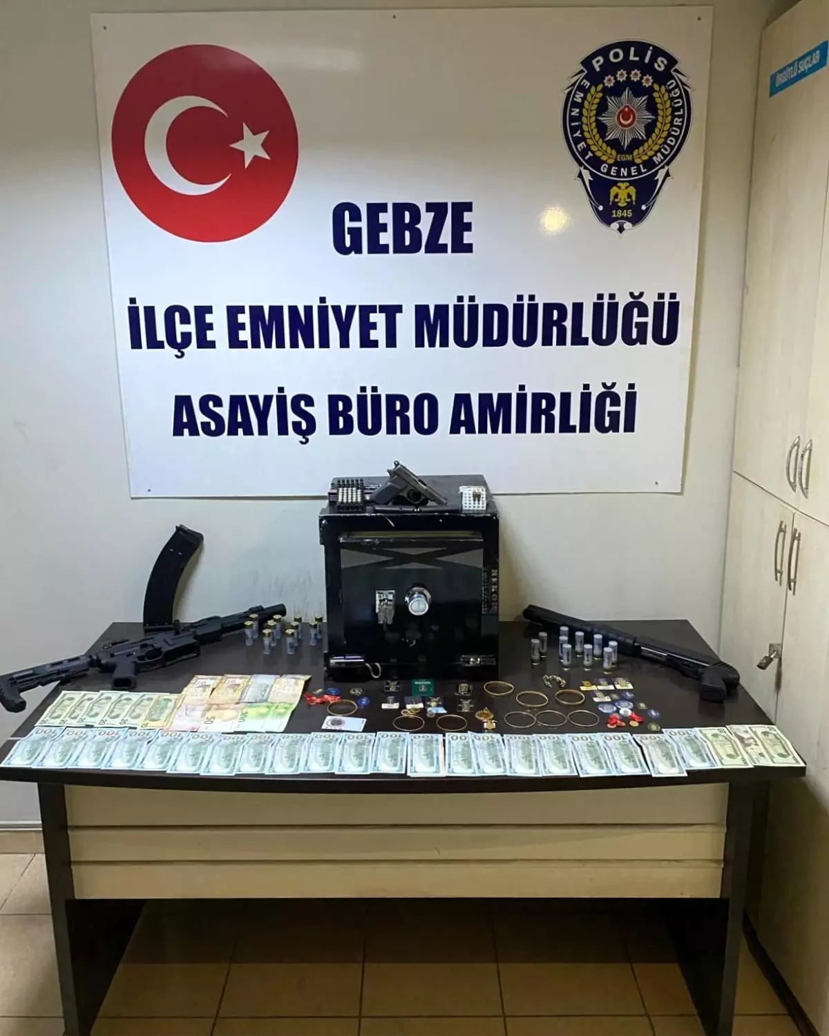 Kocaeli’de Çelik Kasa Hırsızlığı: 4 Şüpheli Gözaltında