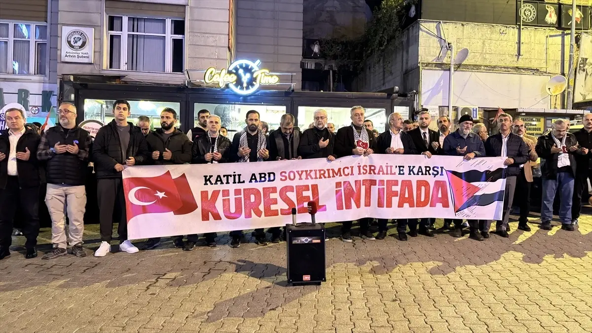 Trabzon ve çevre illerde İsrail’in Küresel Sumud Filosu’na saldırılarına tepki