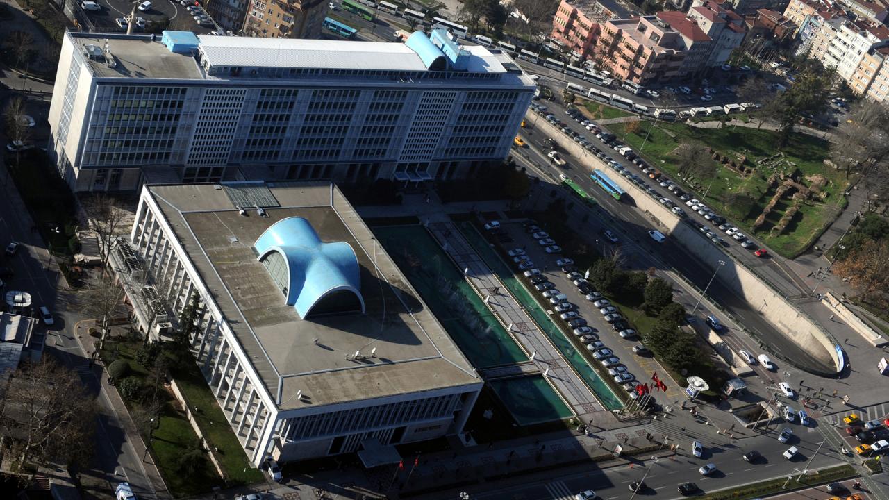 İBB’deki veri sızdırma soruşturmasında 4 kişi tutuklandı İBB’deki veri sızdırma soruşturmasında 4 kişi tutuklandı