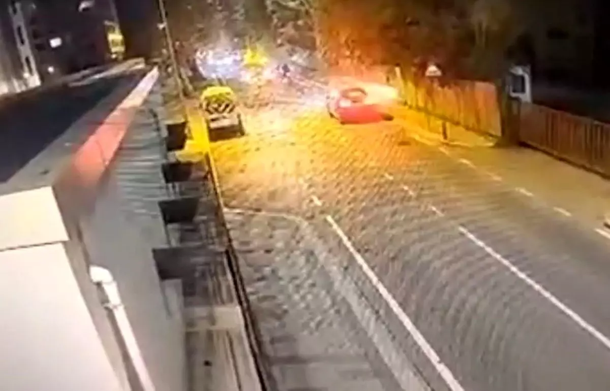 İstanbul Bakırköy’de Motosiklet Kazası: Bir Yaralı