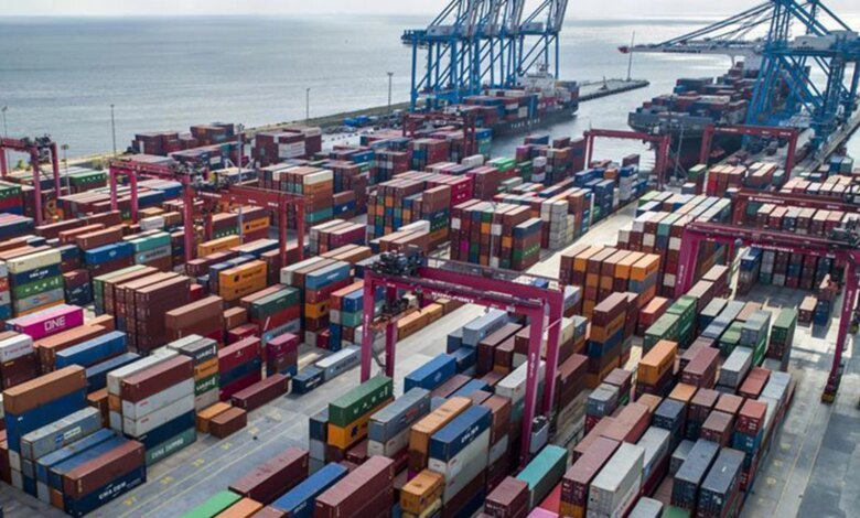 Dış ticaret açığı ekim ayında yükseldi