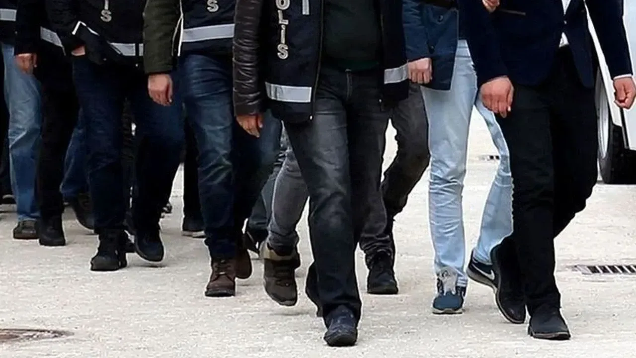 Konya’da Tefecilik Operasyonunda 50 Zanlı Yakalandı Konya’da Tefecilik Operasyonunda 50 Zanlı Yakalandı