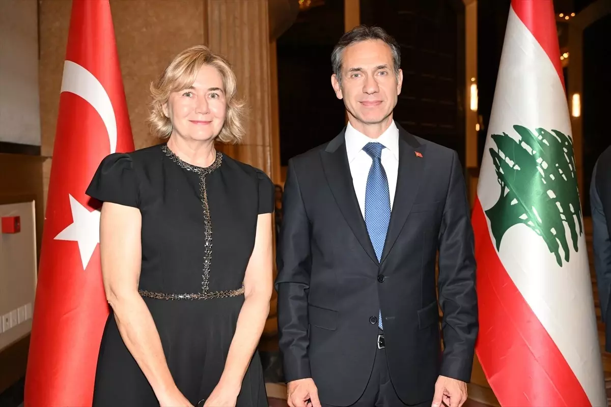 Lübnan’da 29 Ekim Cumhuriyet Bayramı Resepsiyonu Düzenlendi Lübnan’da 29 Ekim Cumhuriyet Bayramı Resepsiyonu Düzenlendi