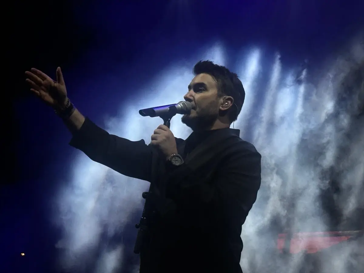 Mustafa Ceceli, Bursa’da Cumhuriyet Bayramı Konseri Verdi