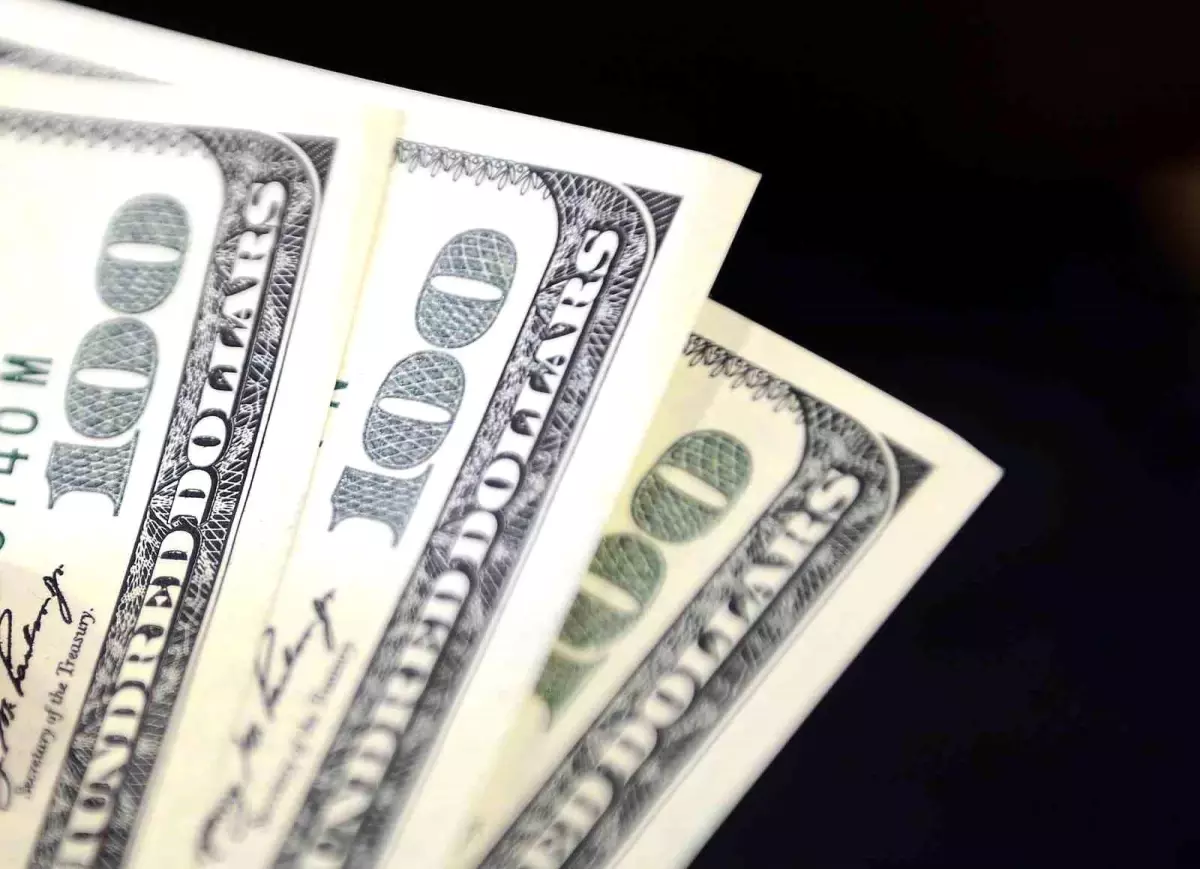 Döviz Kurları Yükselişle Güne Başladı